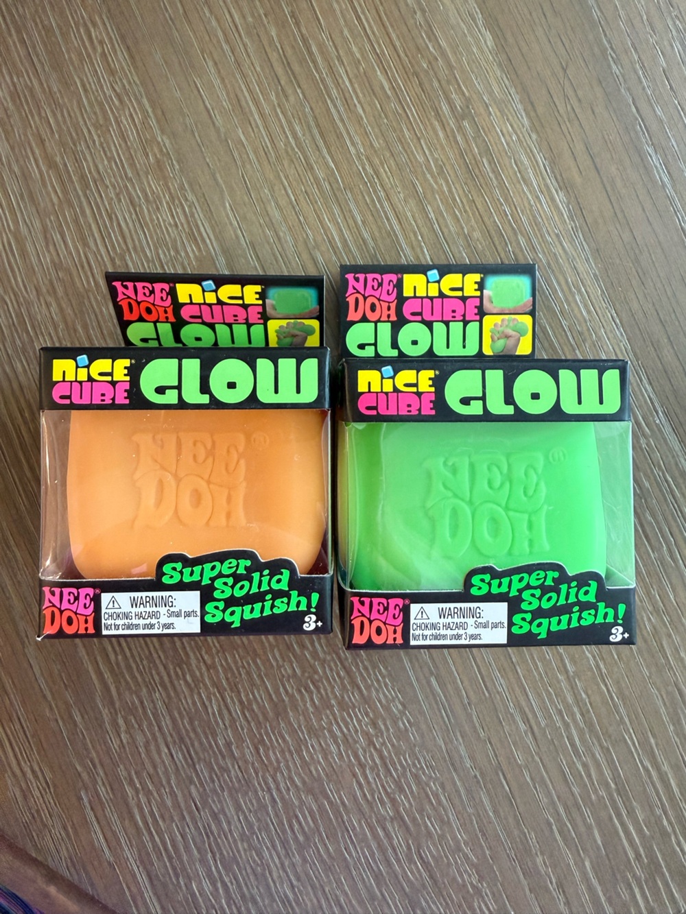 NWT NeeDoh Squishy set of 2 Glow Nice Cubes